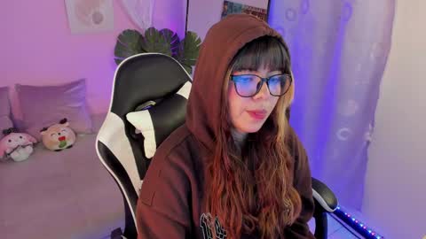 Milenka online show from 05-08-26, 07:08