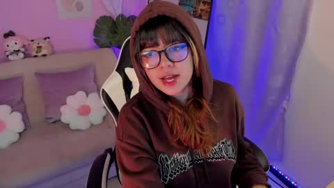 Milenka online show from 05-14-26, 06:47