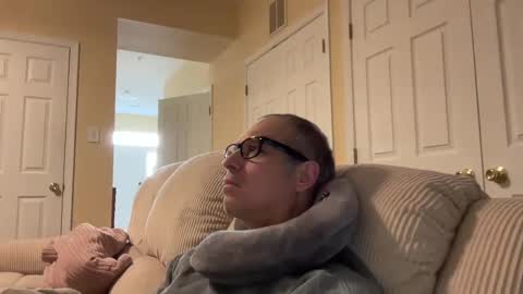 honey_man14 online show from 12-23-24, 03:01