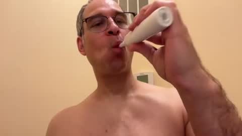 honey_man14 online show from 02-13-26, 06:48