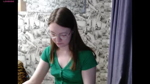 Lina online show from 01-16-25, 02:51