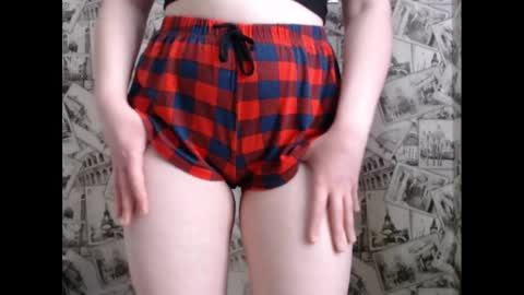 Lina online show from 03-10-25, 08:59