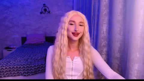 honey_sunset online show from 09-22-25, 06:10