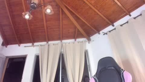 Snapshot of honey_sunshine7 chatting on 09-13-25, 12:43 Isabella online show from 09-13-25, 12:43