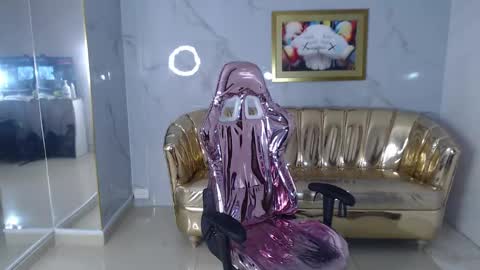 HONEY  online show from 02-01-25, 12:58