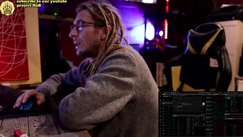 Snapshot of honeyand_thebear chatting on 12-02-24, 01:46 Honey and Bear online show from 12-02-24, 01:46