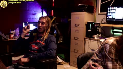 Snapshot of honeyand_thebear chatting on 12-03-24, 04:25 Honey and Bear online show from 12-03-24, 04:25