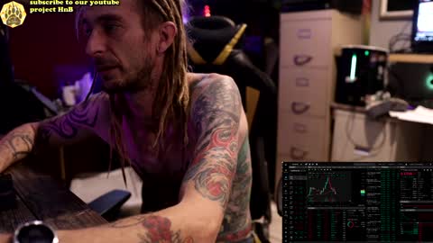 Snapshot of honeyand_thebear chatting on 12-03-24, 02:05 Honey and Bear online show from 12-03-24, 02:05