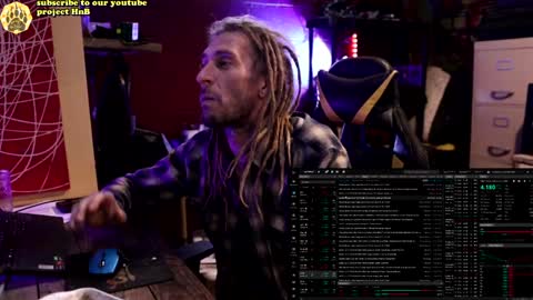 Snapshot of honeyand_thebear chatting on 12-09-24, 04:15 Honey and Bear online show from 12-09-24, 04:15