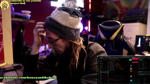 Snapshot of honeyand_thebear chatting on 12-19-24, 04:13 Honey and Bear online show from 12-19-24, 04:13