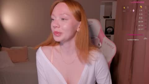 honeyautumn online show from 10-31-25, 08:32