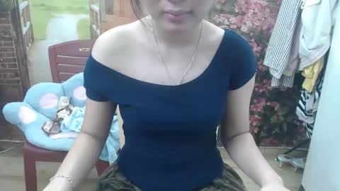 Snapshot of honeybaby2k chatting on 10-22-25, 03:07 honeybaby2k online show from 10-22-25, 03:07