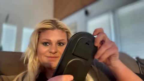 honeybuhnny online show from 03-02-26, 01:08