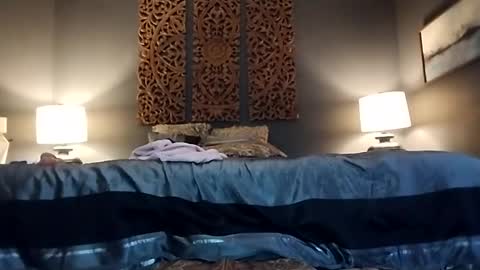 Snapshot of honeyhive_4u chatting on 12-07-24, 03:52 Honey online show from 12-07-24, 03:52