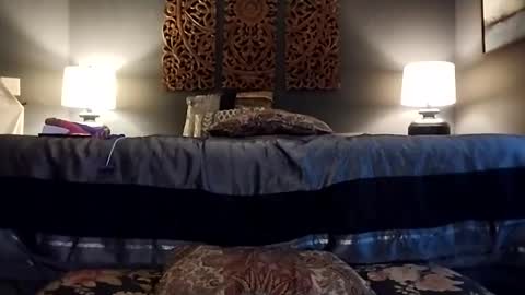 Snapshot of honeyhive_4u chatting on 01-29-25, 02:00 Honey online show from 01-29-25, 02:00