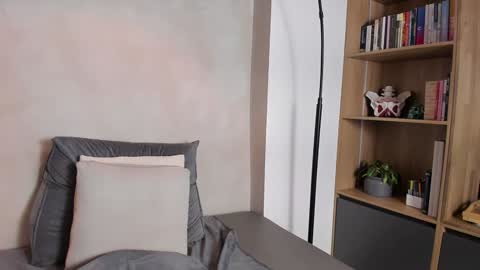 Snapshot of honeyhot69__ chatting on 01-04-25, 02:14 Sofia independent model online show from 01-04-25, 02:14