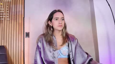 Snapshot of honeyhot69__ chatting on 01-11-25, 11:23 Sofia independent model online show from 01-11-25, 11:23