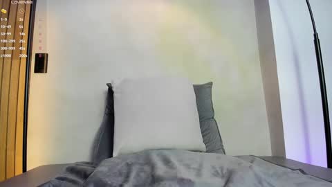 Snapshot of honeyhot69__ chatting on 01-12-25, 11:17 Sofia independent model online show from 01-12-25, 11:17