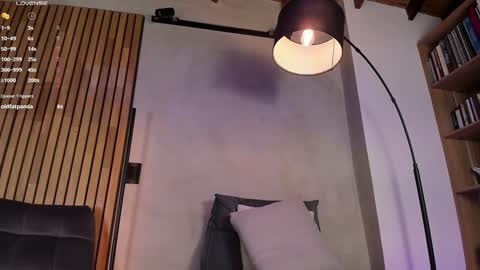 Snapshot of honeyhot69__ chatting on 01-13-25, 02:21 Sofia independent model online show from 01-13-25, 02:21