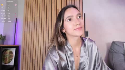 Snapshot of honeyhot69__ chatting on 01-20-25, 05:27 Sofia independent model online show from 01-20-25, 05:27