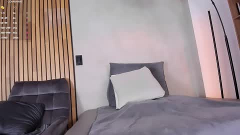 Snapshot of honeyhot69__ chatting on 02-25-25, 11:19 Sofia independent model online show from 02-25-25, 11:19