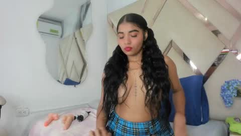 honeyht online show from 04-18-26, 07:07