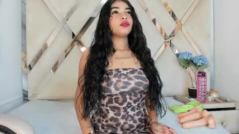 Snapshot of honeyht chatting on 05-23-26, 12:20 honeyht online show from 05-23-26, 12:20