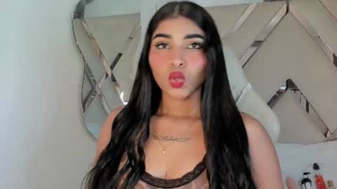 Snapshot of honeyht chatting on 06-11-26, 12:14 honeyht online show from 06-11-26, 12:14