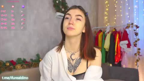 Snapshot of honeykadakia chatting on 01-08-26, 07:21 Jane online show from 01-08-26, 07:21