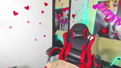 HONEY LUXE online show from 03-11-26, 04:18