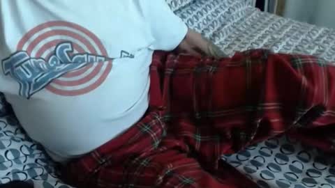 honeymaster290 online show from 04-22-26, 11:34