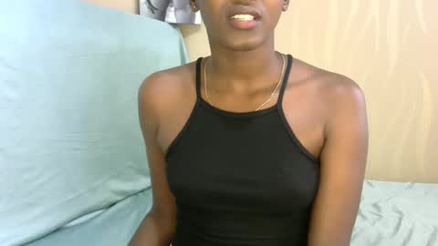 Snapshot of honeypie78 chatting on 10-04-25, 11:19 Becky online show from 10-04-25, 11:19