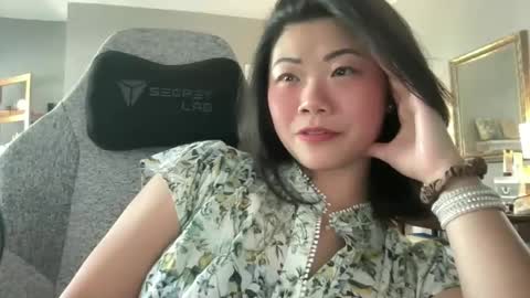 Snapshot of honeysunshineneko chatting on 04-10-26, 07:51 HoneySunshineNeko online show from 04-10-26, 07:51