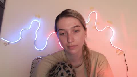 honeyveil online show from 03-28-26, 12:27