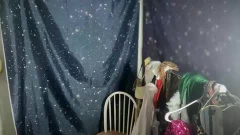 Emi Rose online show from 11-27-25, 09:17