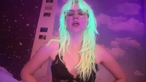 Emi Rose online show from 01-17-26, 11:41