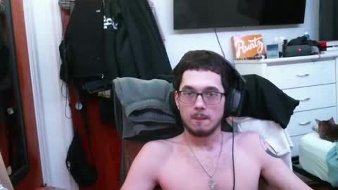 hoodiex22 online show from 02-11-25, 02:46