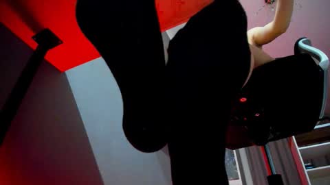 hooot_blonde777 online show from 11-22-25, 11:26