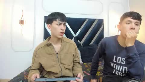 hoot_booys_ online show from 12-22-25, 11:29