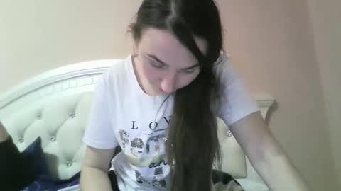 hootloove69 online show from 12-17-25, 06:36