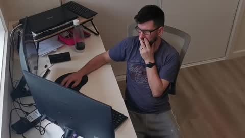 hopefulguy86 online show from 10-02-25, 04:08