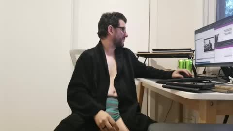hopefulguy86 online show from 06-19-26, 07:12