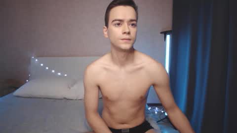 Snapshot of horgald chatting on 09-27-25, 09:47 MarkAndSonya online show from 09-27-25, 09:47