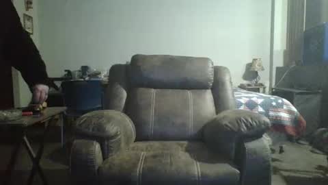 Snapshot of hormonemonster27 chatting on 03-02-25, 08:38 Hormone Monster online show from 03-02-25, 08:38