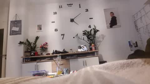 horneycumslutsucker online show from 03-08-26, 02:15