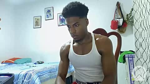 Snapshot of horneyguy2399 chatting on 01-06-25, 03:53 sugarbaby online show from 01-06-25, 03:53