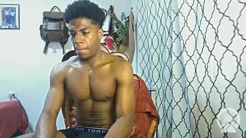 Snapshot of horneyguy2399 chatting on 01-25-25, 05:18 sugarbaby online show from 01-25-25, 05:18