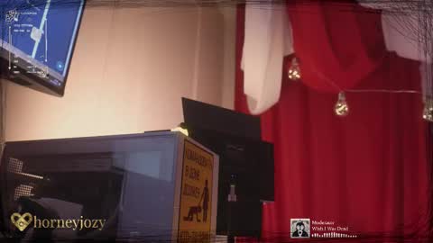 Snapshot of horneyjozy chatting on 10-31-25, 07:48 Horney Jozy online show from 10-31-25, 07:48