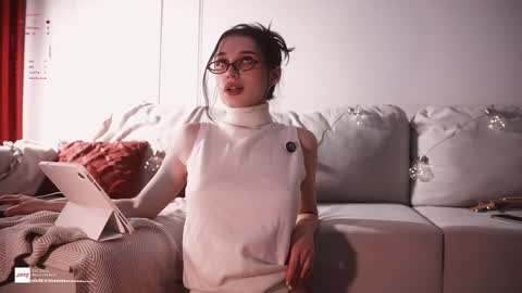 Snapshot of horneyjozy chatting on 11-29-25, 06:11 Horney Jozy online show from 11-29-25, 06:11