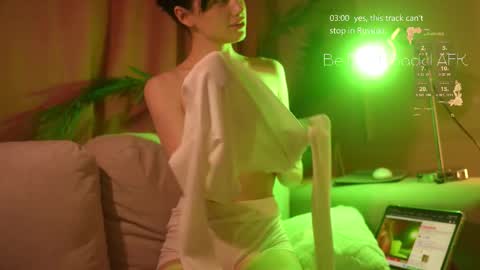 Horney Jozy online show from 04-10-26, 06:12